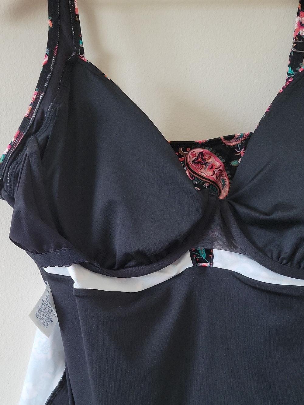 Lands' End Black Pink Paisley Sweetheart Wrap Underwire Tankini Top Size 16 - Picture 5 of 5